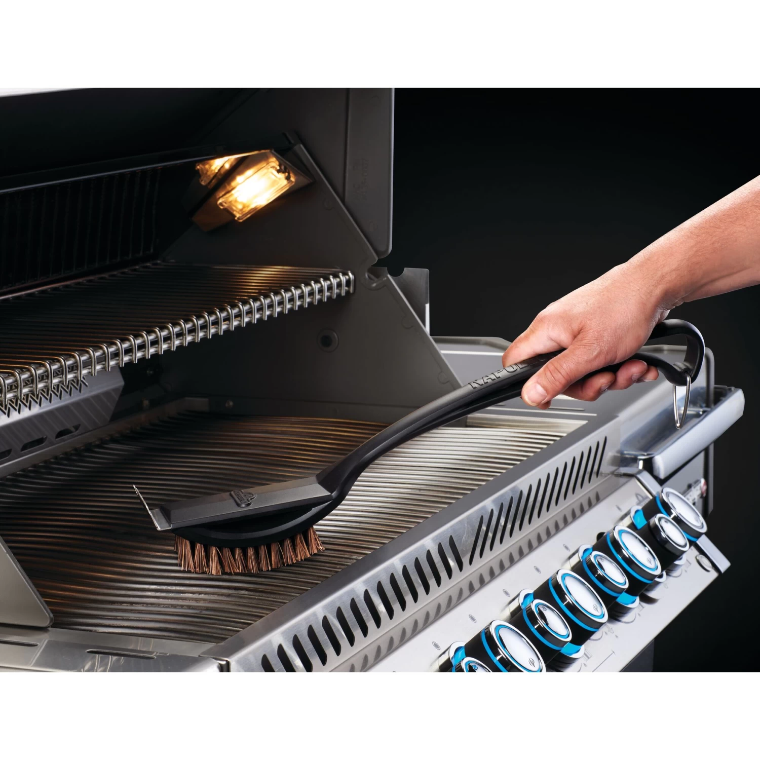 Napoleon Natural Fiber Grill Brush With Grid Scraper - Image 3