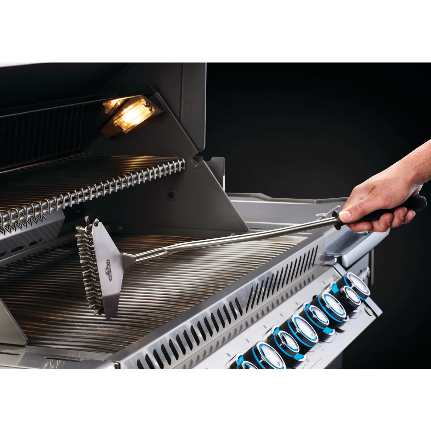 Napoleon Stainless Steel Extra Wide Grill Brush - Image 4