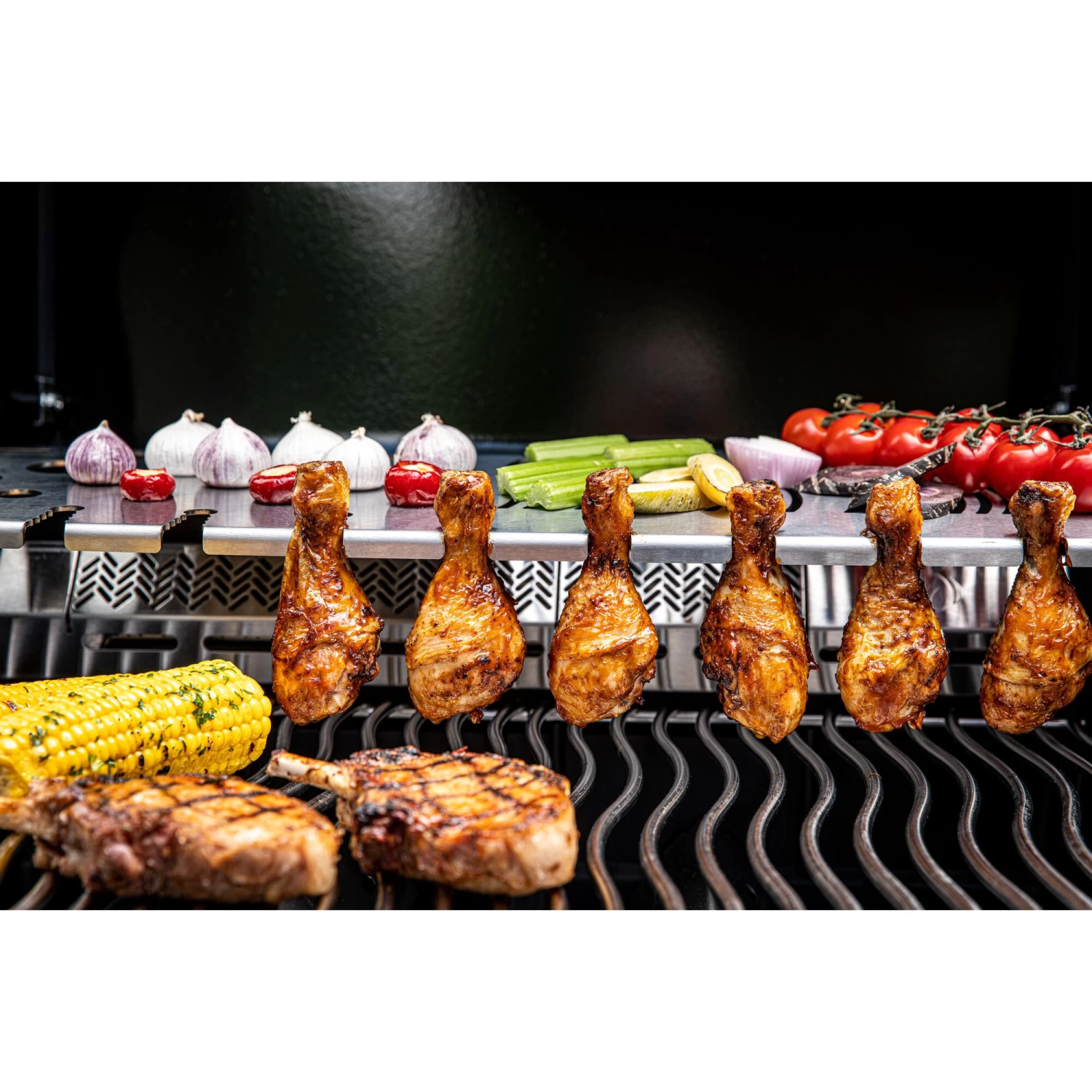 Napoleon Phantom Rogue SE 425 RSIB Propane Gas Grill With Infrared Rear & Side Burner - Black - Image 9