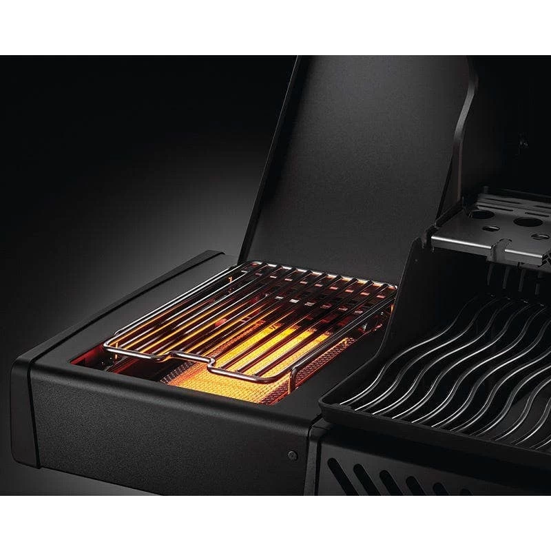 Napoleon Grills Phantom Rogue 425 RSIB Gas Grill - Image 8