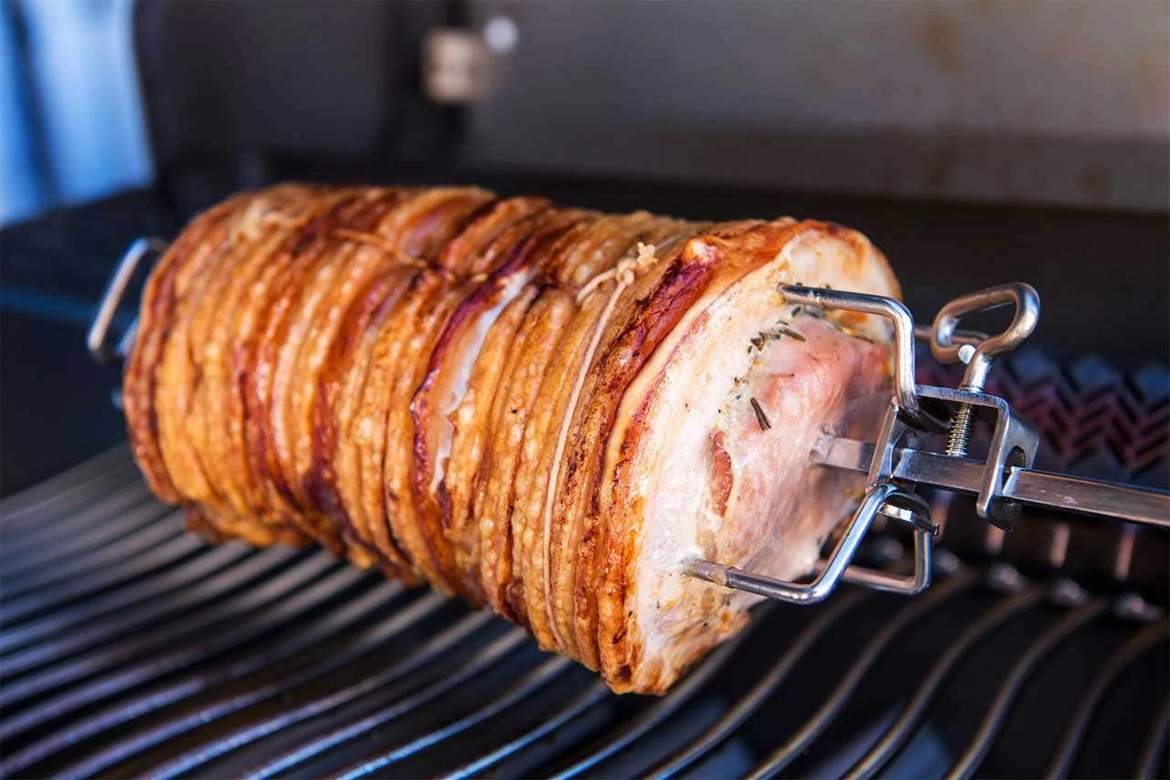 Napoleon Rogue Universal Heavy Duty Rotisserie Kit - Image 3